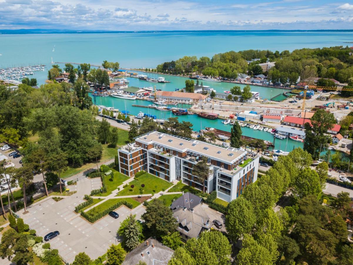 Mf Port Azur Wellness Apartments Шиофок Экстерьер фото