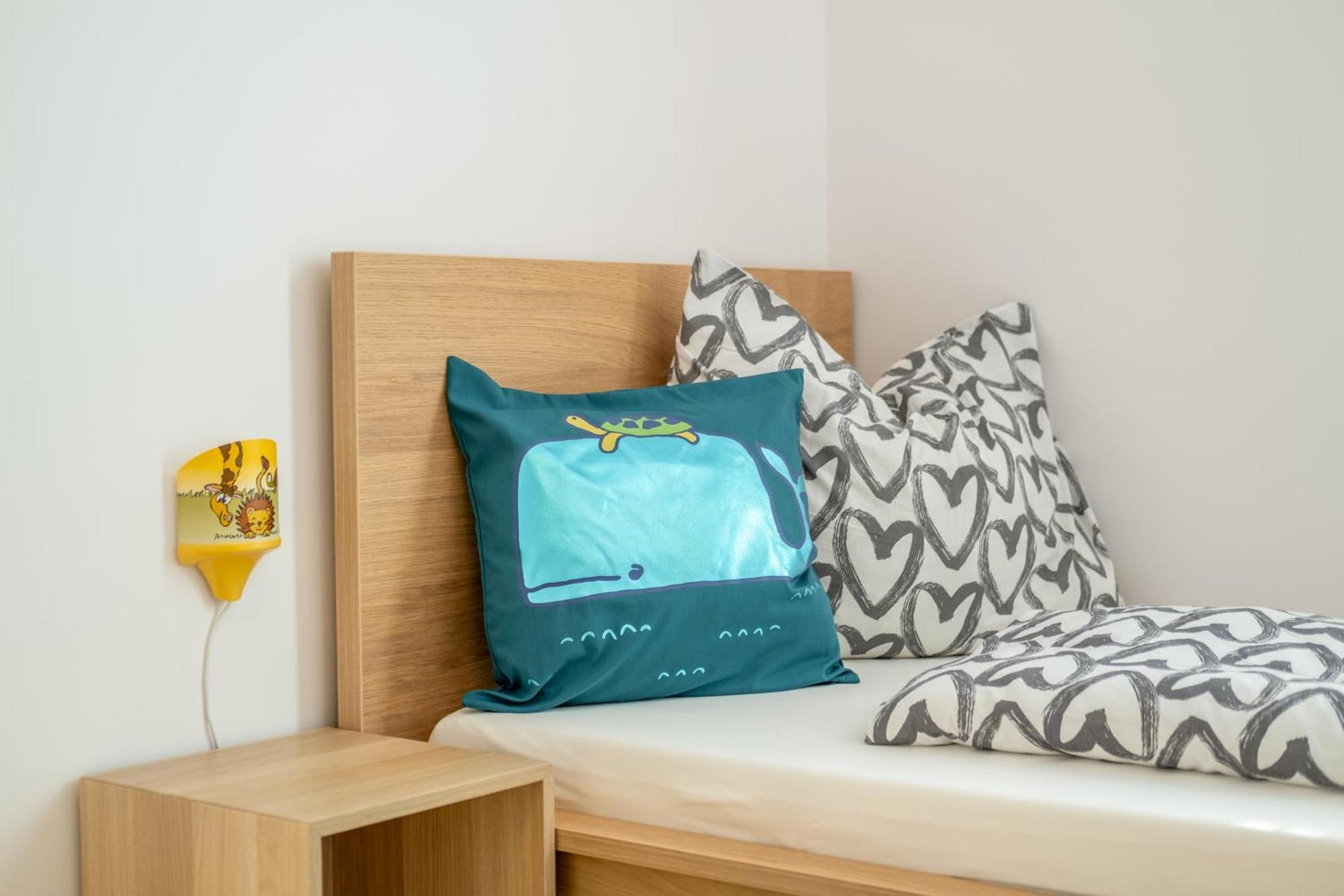 Mf Port Azur Wellness Apartments Шиофок Экстерьер фото