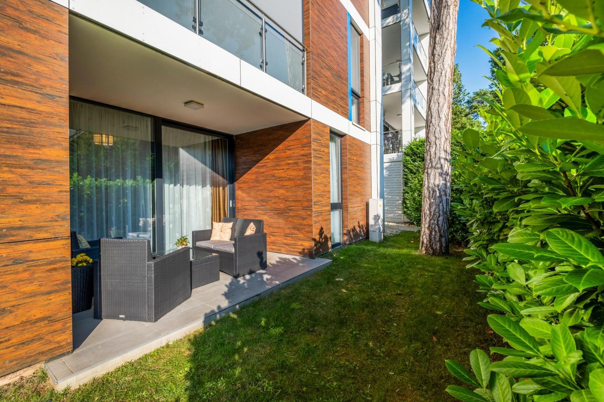 Mf Port Azur Wellness Apartments Шиофок Экстерьер фото